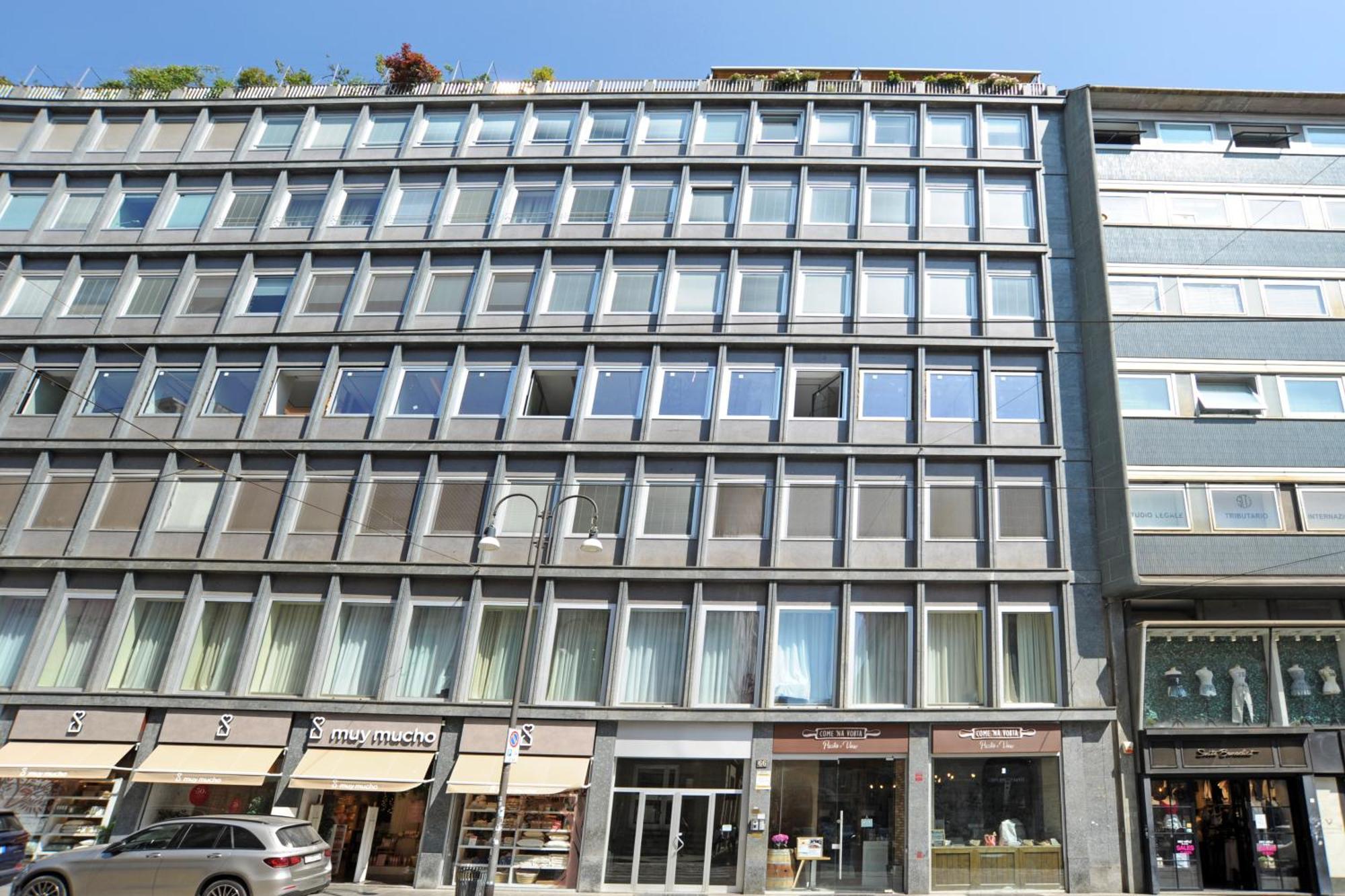 Via Torino Apartment 3 — Photos 2